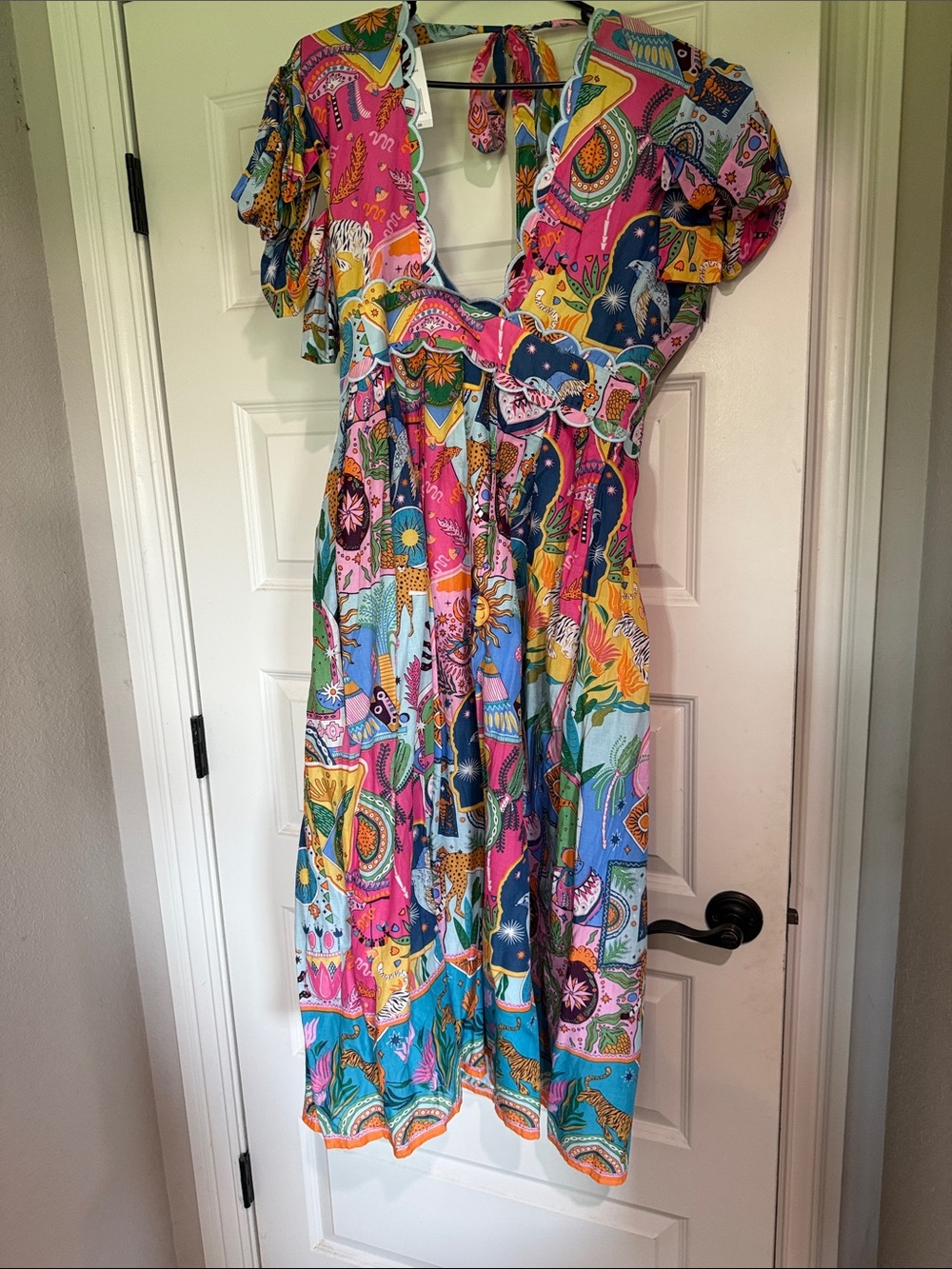 NWT! Vibrant Multicolor Floral-Print Midi Dress with Tie Back - Picture 3 of 7